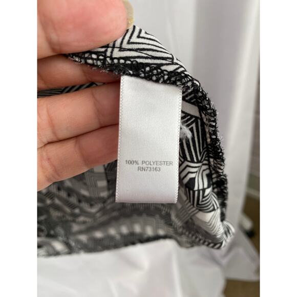 Spense Black & White Geometric Button Front Long Sleeve Blouse Tunic Medium - Picture 6 of 7